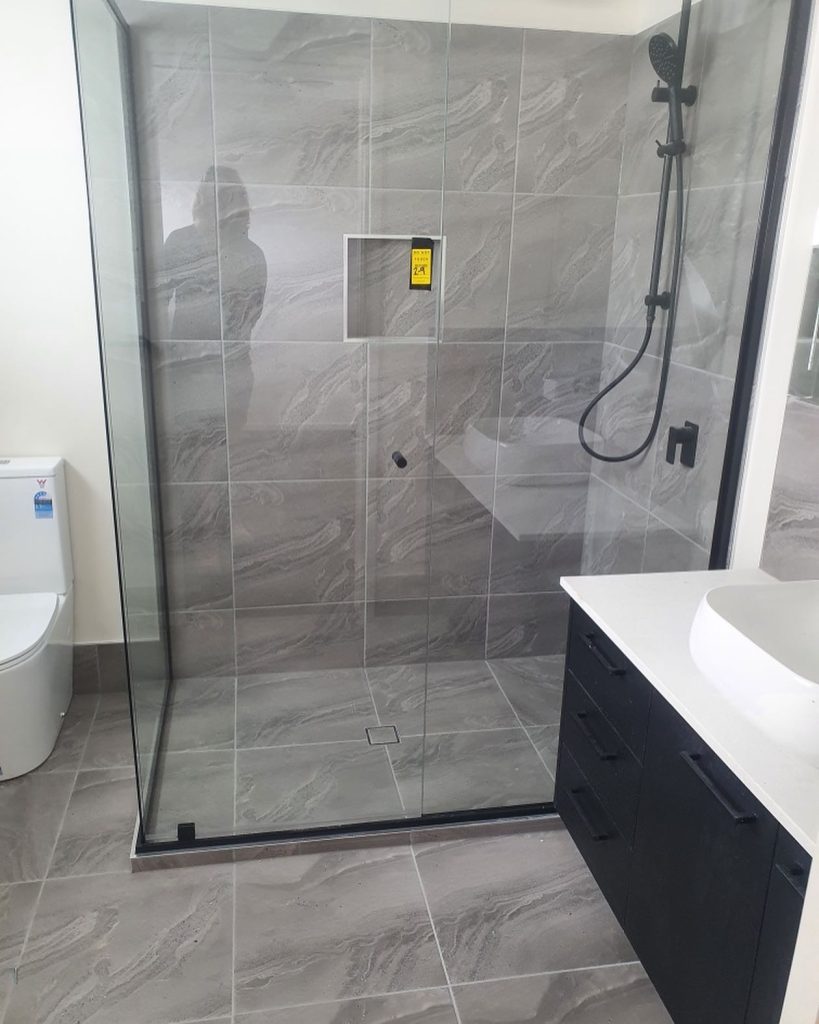 Bathroom Renovations on a Budget: Tips for Choosing Tiles